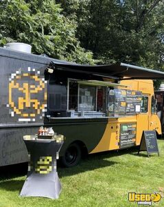 2001 27' Workhorse P42 All-Purpose Food Truck with Pro-Fire System for Sale in New Jersey!