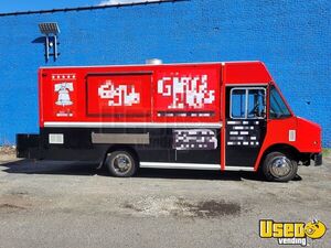 2007 Freightliner MT45 All-Purpose Food Truck with New Kitchen for Sale in New Jersey!