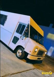 Well Equipped - All-Purpose Food Truck with Newly Built Kitchen for Sale in New York!