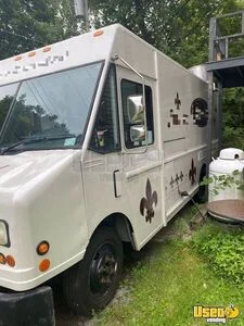 2003 Freightliner All-Purpose Food Truck with Fire Suppression System for Sale in New York!