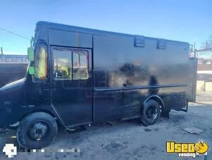 Well Equipped - 2004 Chevrolet P40 All-Purpose Food Truck for Sale in New York!