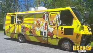 28' Chevrolet P30 Food Truck with Pro-Fire Suppression for Sale in New York!