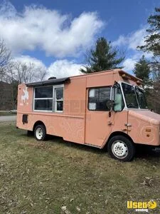 2007 GMC Workhorse All-Purpose Food Truck Mobile Concession Unit for Sale in New York!