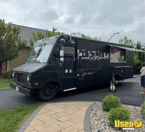 26' Chevrolet P30 All-Purpose Mobile Kitchen Food Truck for Sale in New York!