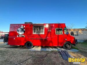 Ready To Go - 2001 Freightliner MT45 Diesel Food Truck Mobile Kitchen Truck for Sale in North Carolina!
