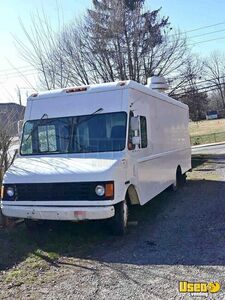 Chevrolet Diesel Food Truck with Pro-Fire Suppression for Sale in North Carolina!