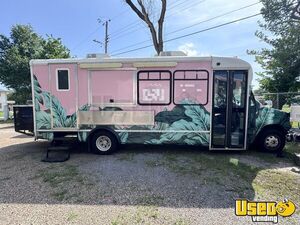 Inspected - 2005 25' Ford Econoline Food Truck | Mobile Street Vending Unit for Sale in Oklahoma!