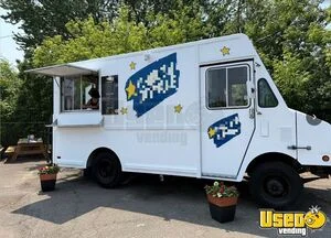 22' Chevrolet P30 All-Purpose Mobile Kitchen Food Truck for Sale in Ontario!