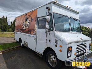 25' Used - Chevrolet P30 Step Van Kitchen Street Food Truck for Sale in Oregon!