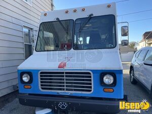 Low Mileage - 20' GMC Food Truck | Mobile Street Vending Unit for Sale in Pennsylvania!