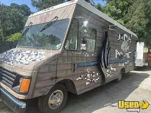 26' Chevrolet P30 All-Purpose Mobile Kitchen Food Truck w/ Pro Fire System for Sale in South Carolina!