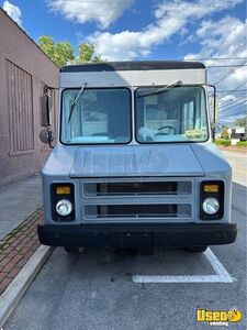Low Mileage - Chevrolet G30 Food Truck with Pro-Fire Suppression for Sale in Tennessee!