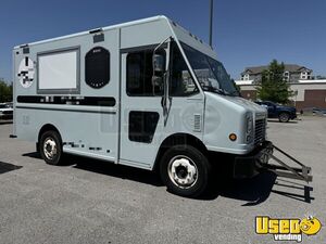 2006 - Freightliner MT45 Step Van All-Purpose Food Truck for Sale in Tennessee!