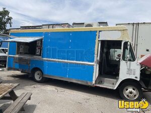 Turnkey - 2000 24' Freightliner MT45 All-Purpose Food Truck for Sale in Texas!