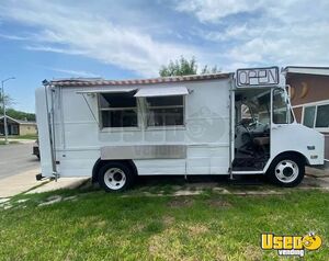 Versatile - All-Purpose Food Truck Mobile Concession Unit for Sale in Texas!