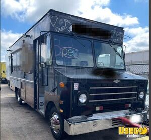24' Chevrolet P30 Food Truck with Pro-Fire Suppression | Mobile Food Unit for Sale in Texas!