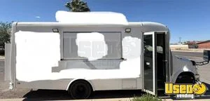 Well Equipped - 2015 Ford E450 Econoline All-Purpose Food Truck for Sale in Texas!