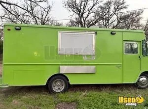 Like New - Grumman Olson All-Purpose Food Truck with Fire Suppression System for Sale in Texas!