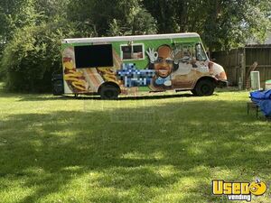 Preowned - Workhorse CP30 All-Purpose Food Truck | Mobile Food Unit for Sale in Texas!