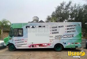 Health and Fire Department Approved 2005 Workhorse P42 25' Kitchen Food Truck for Sale in Texas!
