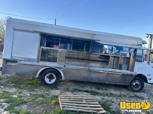 Used - Chevrolet P30 Step Van All-Purpose Food Truck | Mobile Food Unit for Sale in Texas!