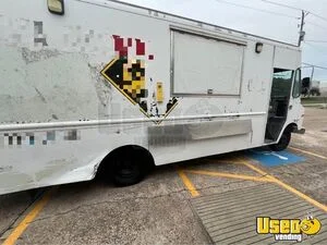 Chevrolet P30 All-Purpose Food Truck with Fire Suppression System for Sale in Texas!