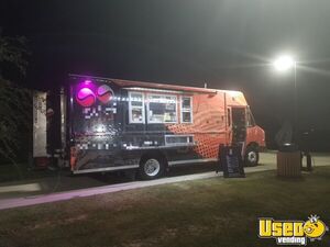 Versatile - 2000 Freightliner MT45 All-Purpose Food Truck | Mobile Food Unit for Sale in Texas!