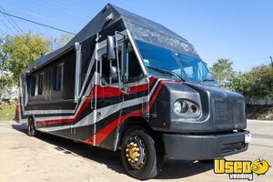 2016 40' Freightliner MT55 All-Purpose Food Truck with Solar Power + Pro Fire System for Sale in Texas!