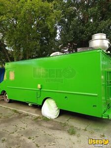 Chevrolet P30 All-Purpose Food Truck with Pro-Fire Suppression for Sale in Texas!