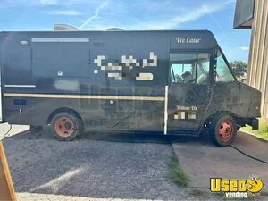 Versatile - All-Purpose Food Truck with Fire Suppression System for Sale in Texas!