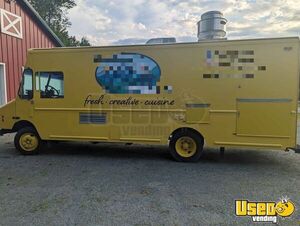 TURNKEY - 2000 Freightliner MT45 Diesel Food Truck with Pro-Fire Suppression for Sale in Vermont!