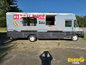 2003 Chevrolet Workhorse Food Truck | Mobile Food Unit for Sale in Vermont!