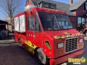 15' GMC P3500 All-Purpose Food Truck | Mobile Food Unit for Sale in Vermont!