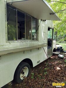 2008 - Ford Econoline 17' Step Van Kitchen Food Truck with Pro Fire Suppression System for Sale in Virginia!