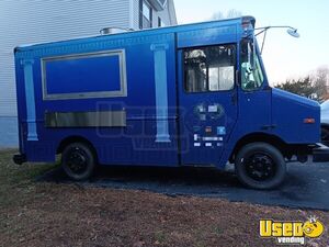 Like New - 2004 21' Freightliner MT45 All-Purpose Food Truck for Sale in Virginia!