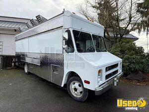 LOW MILES L & I Approved GMC Step Van All-Purpose Food Truck Mobile Food Unit for Sale in Washington!