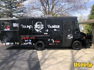 2002 - Chevrolet Workhorse All-Purpose Food Truck with Porch for Sale in Wisconsin!
