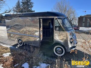 Vintage 1961 Ford Grumman Empty Food Truck w/ New Cummins Diesel Engine & GMC Transmission for Sale in Wyoming!