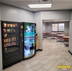 Ams Combo Vending Machine 8 Colorado for Sale