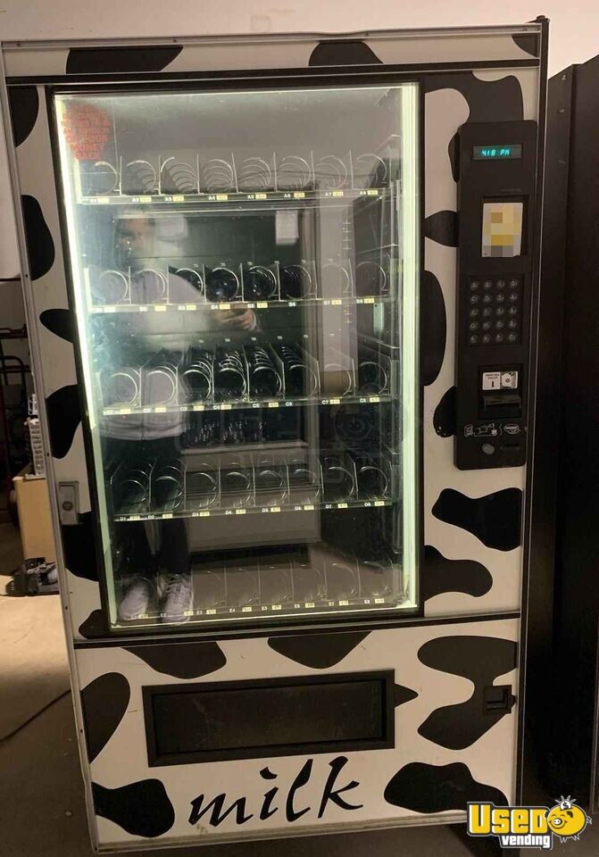 https://www.usedvending.com/image/ams-combo-vending-machine-michigan-c439196-1j_xl.jpg