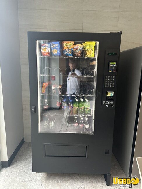 Ams Combo Vending Machine Missouri for Sale