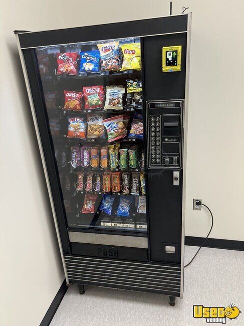 Ams Snack Machine Pennsylvania for Sale