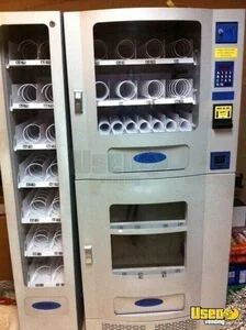 Still Boxed 2009 Antares Office Deli Snack and Drink Combo with Side Merchandiser Entree For Sale in California!