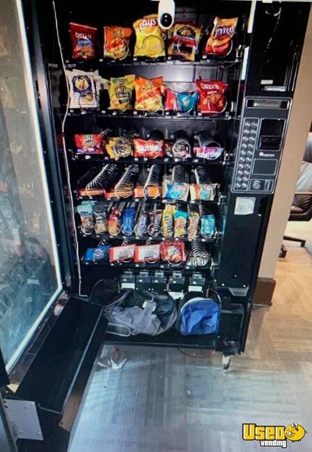 Ap 110 Automatic Products Snack Machine Pennsylvania for Sale