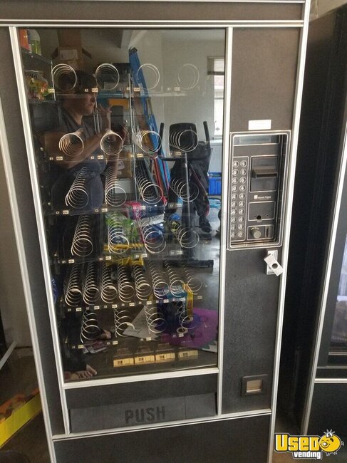 Ap 113 Automatic Products Snack Machine Texas for Sale