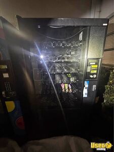Automatic Products Snack Machine 2 California for Sale