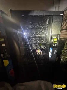 Automatic Products Snack Machine 2 California for Sale