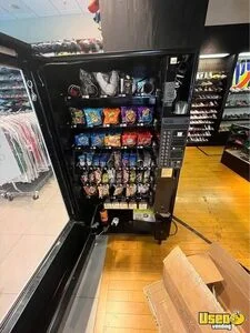 Automatic Products Snack Machine 2 California for Sale