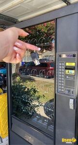 Automatic Products Snack Machine 3 California for Sale