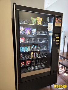 Automatic Products Snack Machine 4 New York for Sale